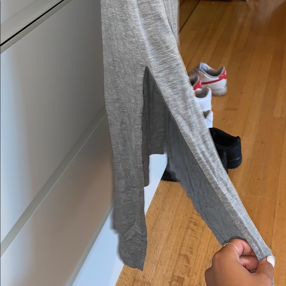 Grey slit tshirt - Picture 2 of 3